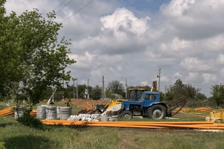 Строительство сетей газоснабжения в сёлах Первомайского района продолжается